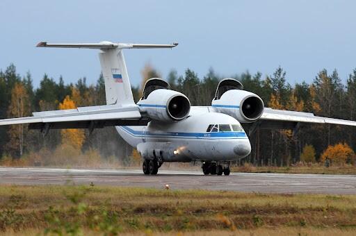 На аеродромі під Москвою вибухнув військовий літак Ан-72.